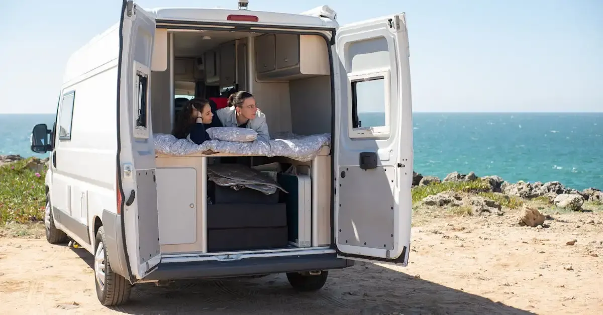 Caravan enkele bedden groot bed maken