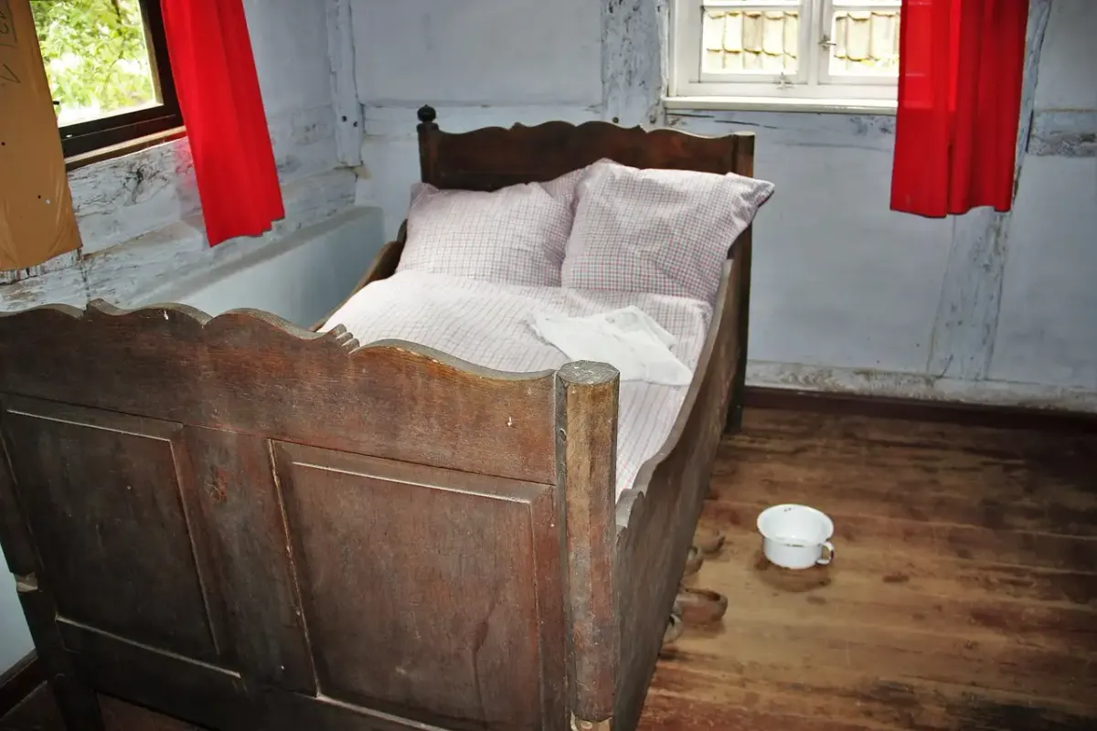 Antieke bedden hout